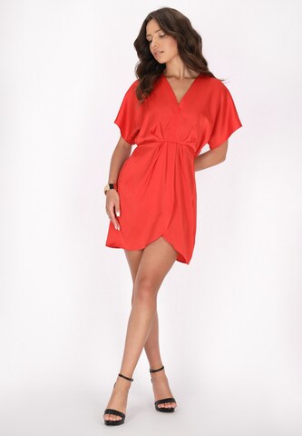 faina Cocktail Dress in Red