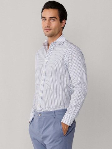 Coupe regular Chemise Hackett London en bleu
