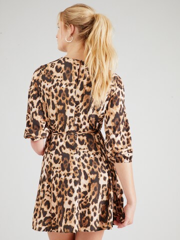 Robe River Island en marron