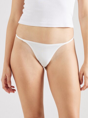 Sous-vêtements de sport ICANIWILL en blanc : devant