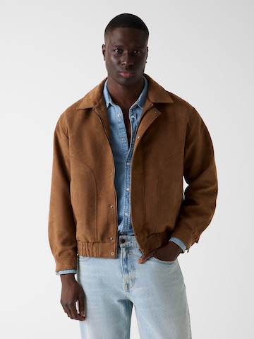 GUESS Between-Season Jacket in Brown: front