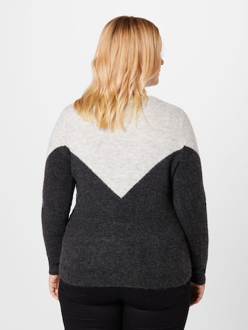 Vero Moda Curve Pullover 'Plaza' in Grau