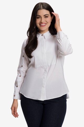 Ulla Popken Blouse in White: front