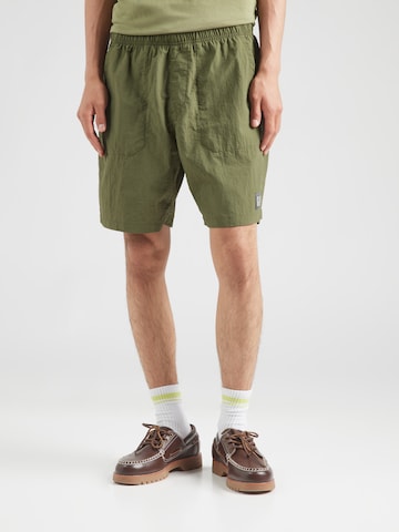 GAP Regular Trousers in Green: front