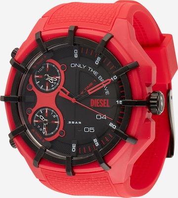 raudona DIESEL Analoginis (įprasto dizaino) laikrodis: priekis