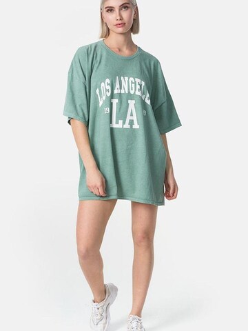 Worldclassca Oversizeshirt 'Oversize T-Shirt'‌‌‌‌‌‌‌ in Grün