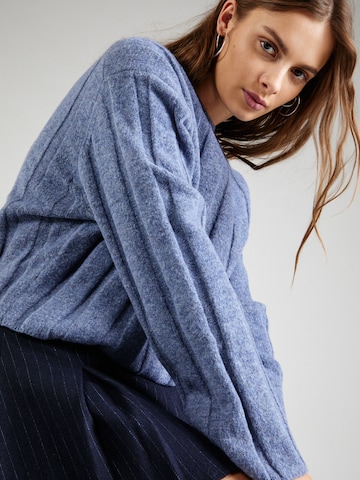 WEEKDAY Pullover 'Fiona' in Blau