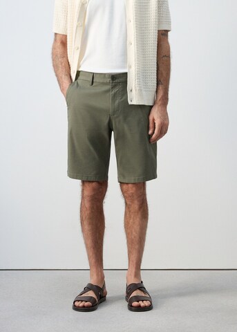 MANGO MAN Regular Shorts 'Gracia' in Grün