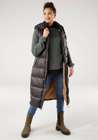 Tamaris Winter Coat in Black