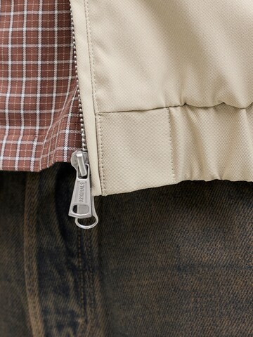 JACK & JONES Kevad-sügisjope 'JORCATSKILLS HARRINGTON', värv pruun