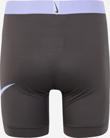 NIKE Sportunterhose in Grau