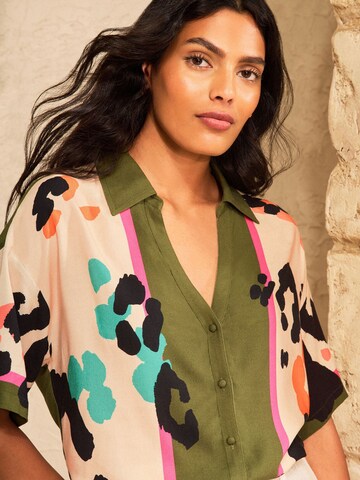 love & roses Blouse in Green