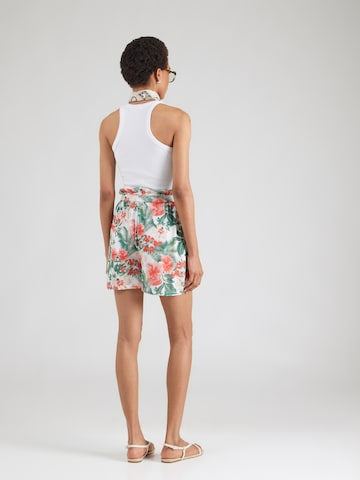 VILA Regular Pants 'VISUN' in White