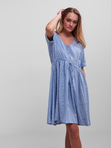 PIECES - Vestido 'Nya' en azul: frente