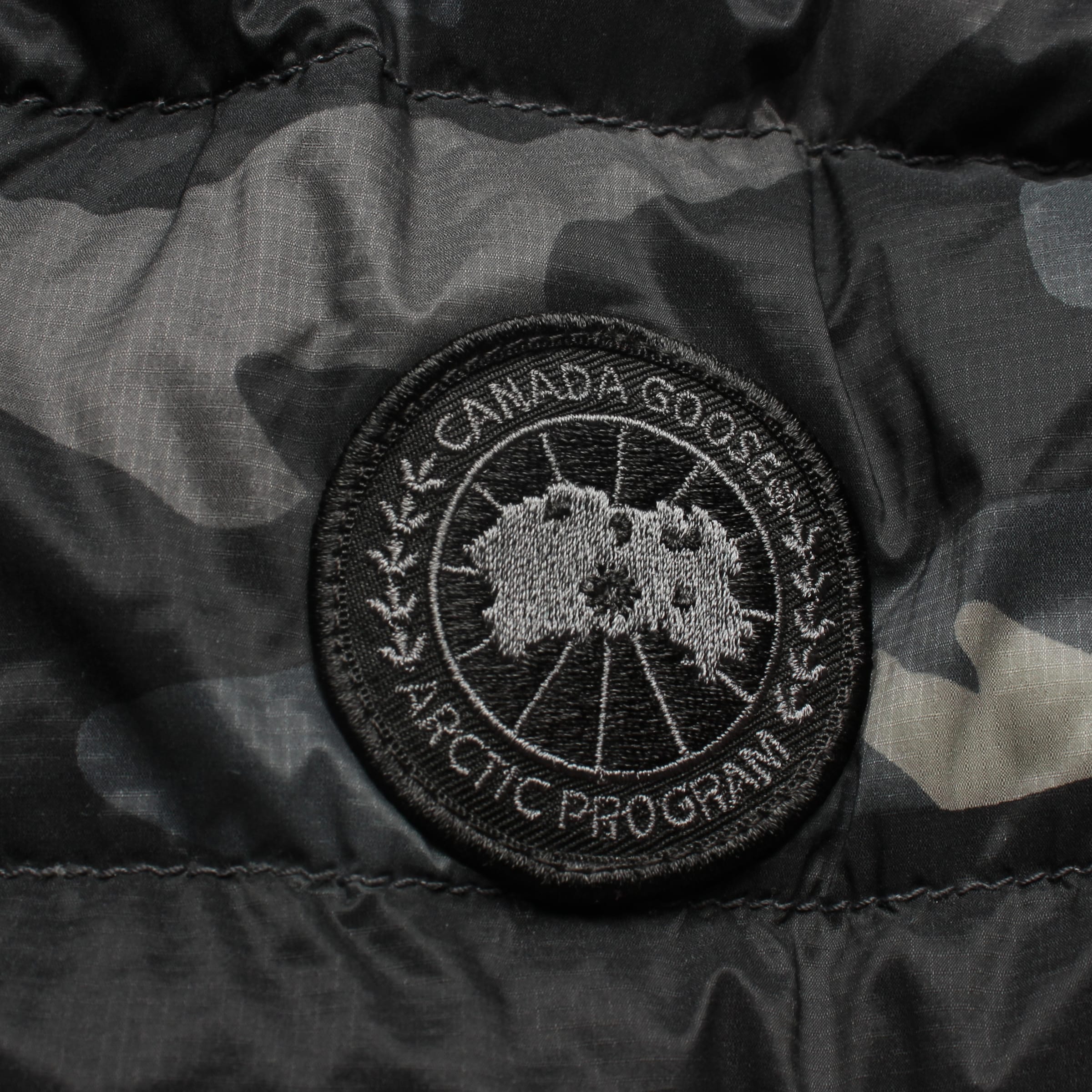 Canada Goose Jacket & Coat in M in Mixed colors