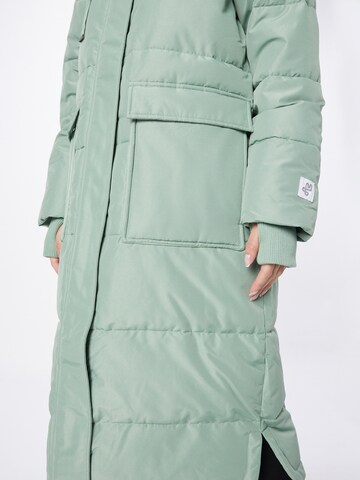 Cappotto invernale di Moves in verde