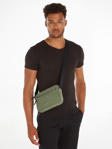 TOMMY HILFIGER Crossbody Bag in Green