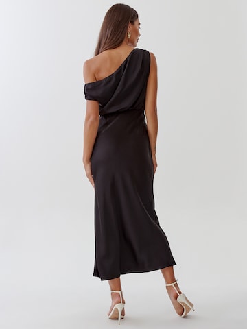 Tussah Φόρεμα 'PHOENIX' σε μαύρο: πίσω