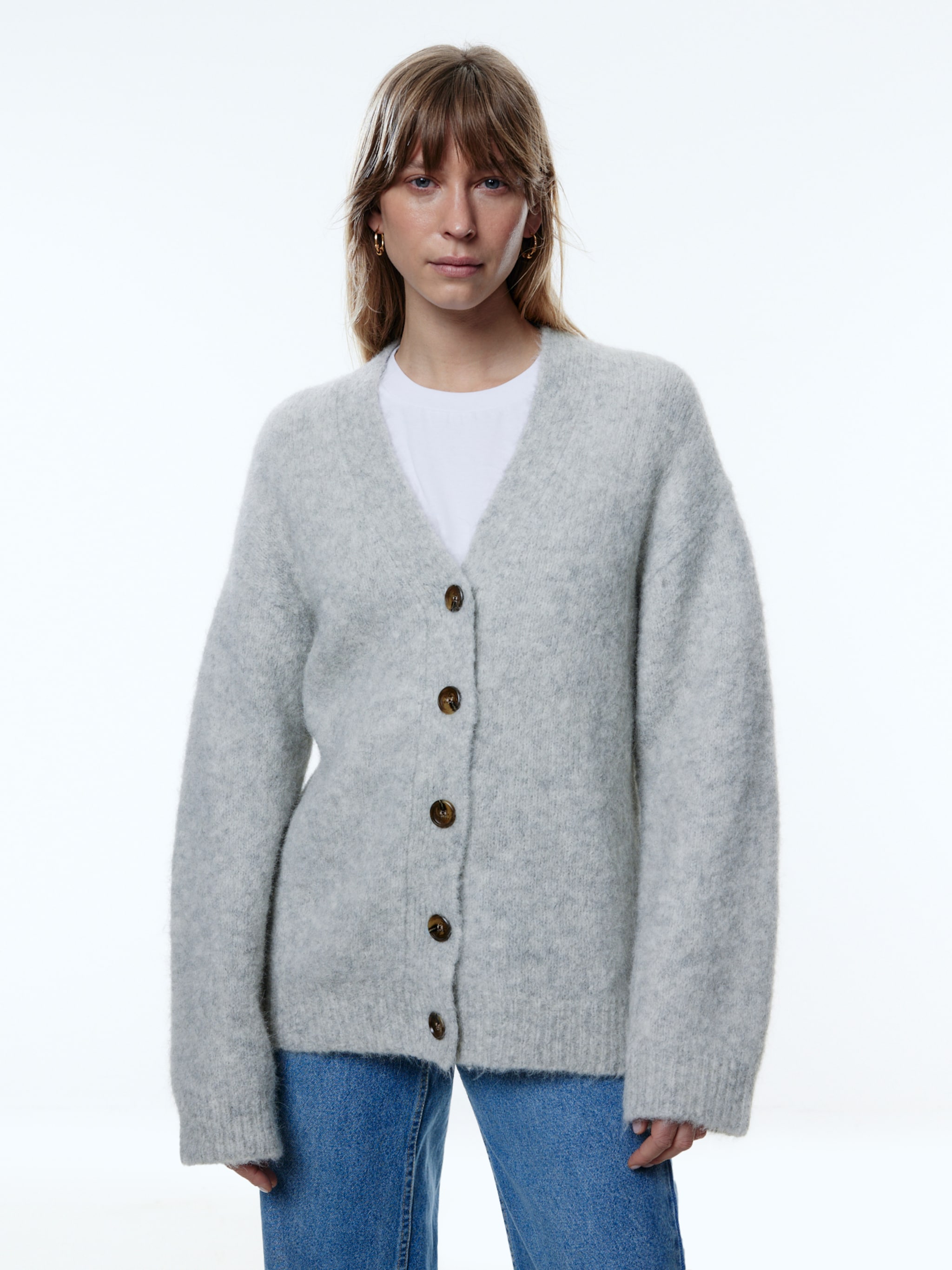 EDITED Produkte Strickjacke 'Peyton' grau