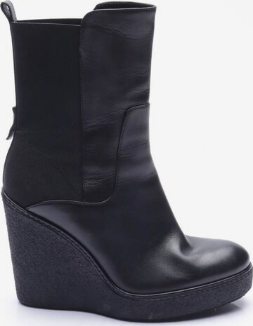 MONCLER Dress Boots in 37 in Black: front