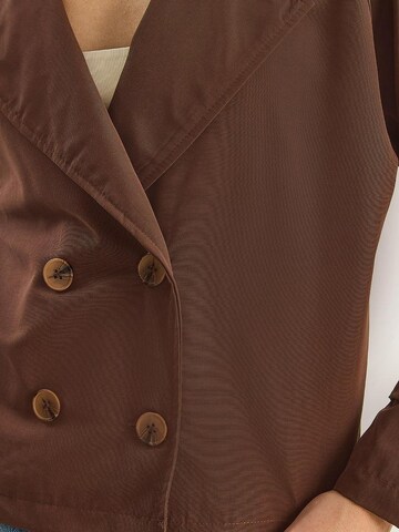 Bianco Lucci Tussenmantel in Bruin