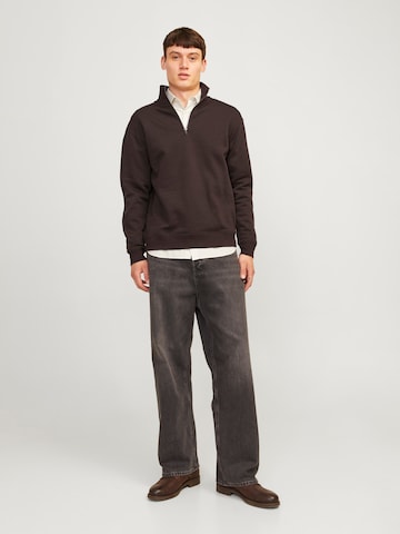 JACK & JONES Sweatshirt 'JJEBradley' i brun