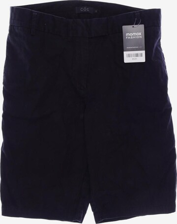 COS Shorts in XS in Black: front