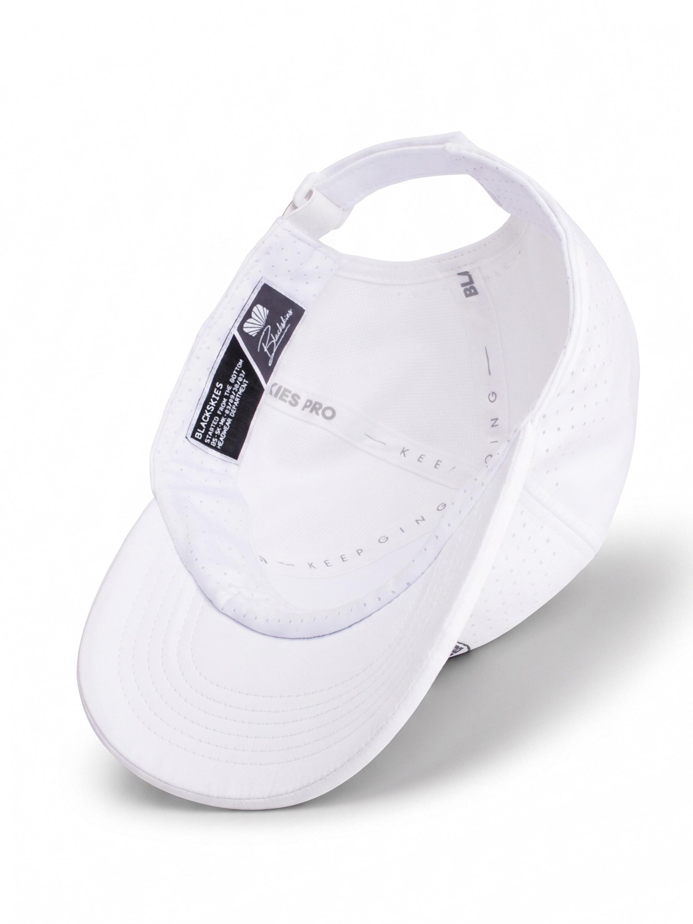 Blackskies Athletic Cap 'Pro Focus' in White