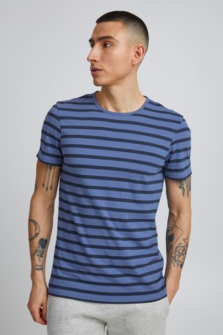 T-Shirt BLEND en bleu : devant