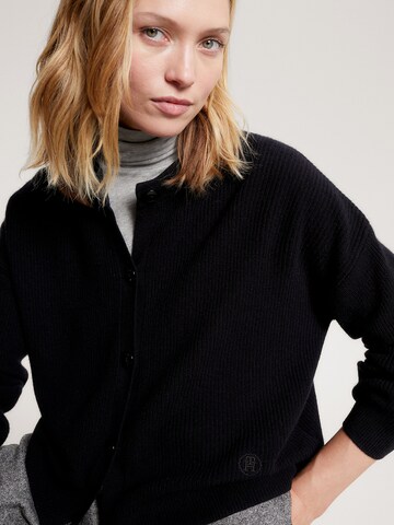 TOMMY HILFIGER Knit Cardigan in Black