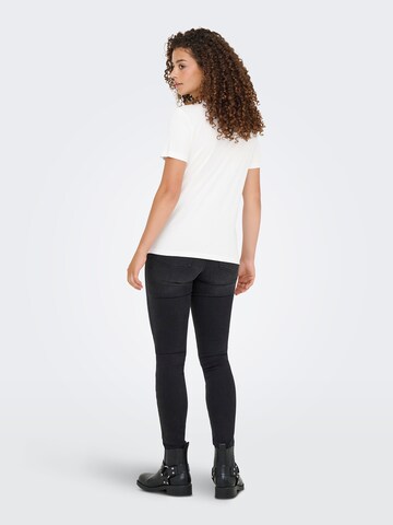 Tricou de la ONLY pe alb