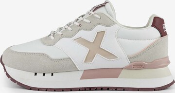 Sneaker bassa ' DASH SKY ' di MUNICH in bianco: frontale