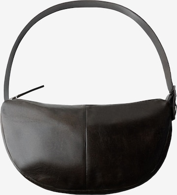 Bershka Shoulder Bag in Brown: front