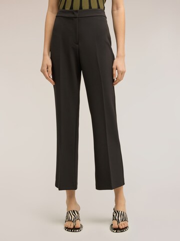 regular Pantaloni di MOTIVI in nero