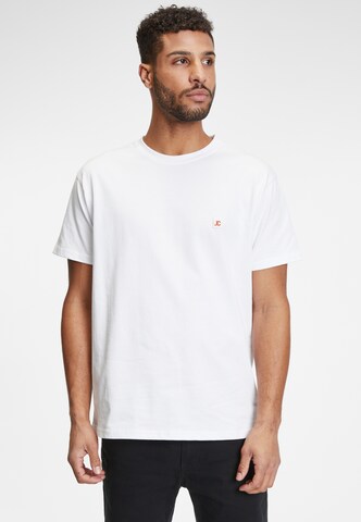 Justin Cassin Shirt in White: front