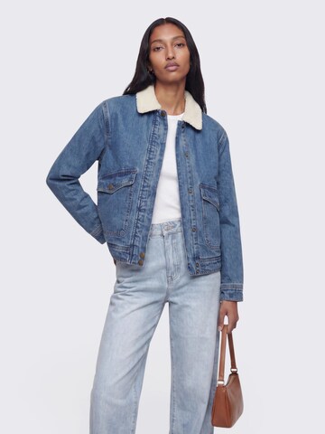 studioselect Tussenjas 'Caro' in Blauw: voorkant