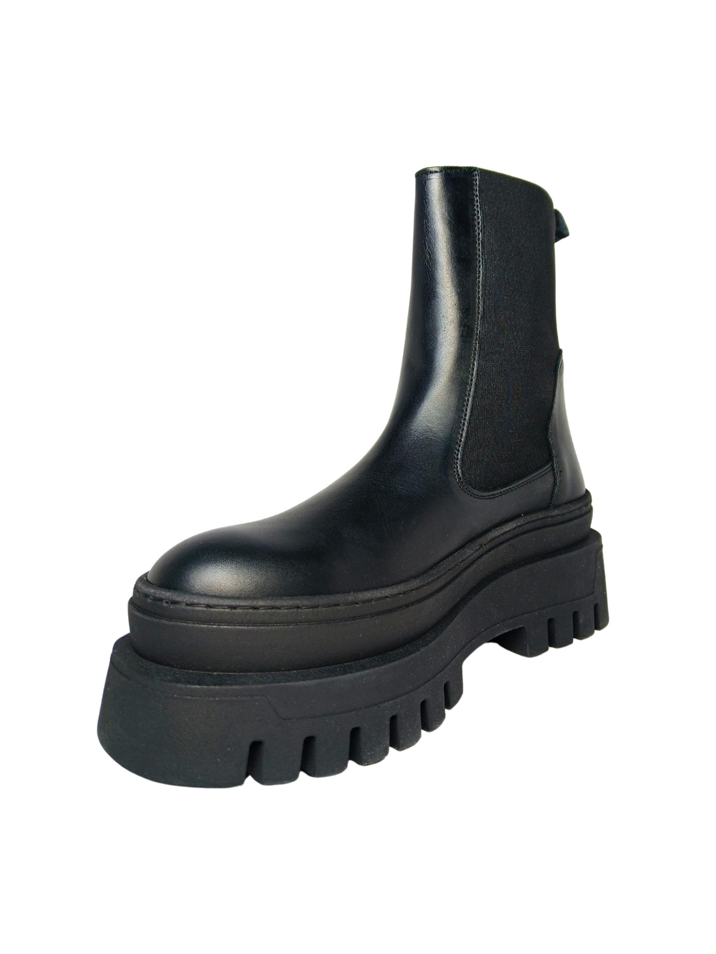 STEVE MADDEN Chelsea boots in Zwart