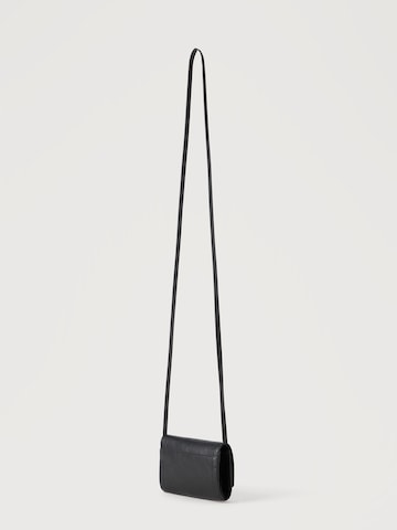Pochette di Calvin Klein in nero