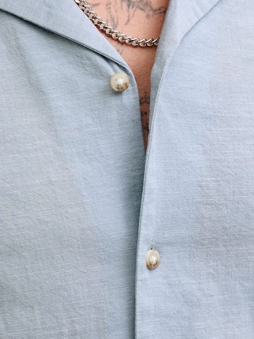 JACK & JONES Comfort Fit Skjorte i blå