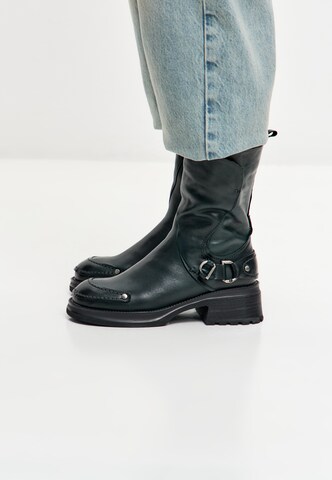 CESARE GASPARI Boots in Zwart