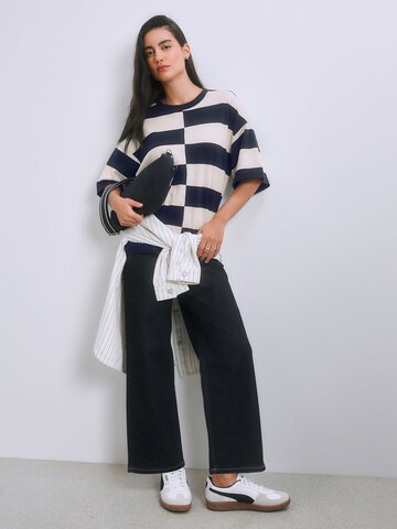 Next T-Shirt in Blau