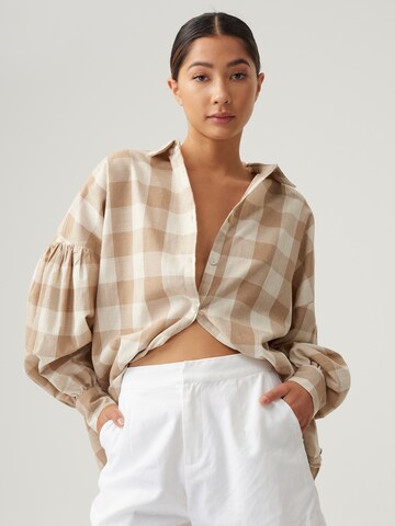 The Fated Bluse 'VAL' i beige: forside