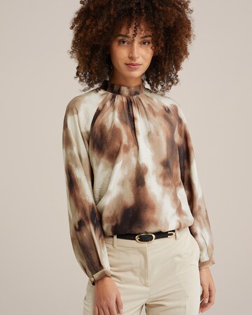 WE Fashion Blouse in Beige: front