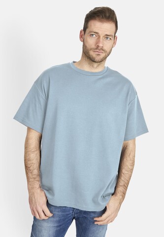 T-Shirt Steffen Klein en bleu : devant