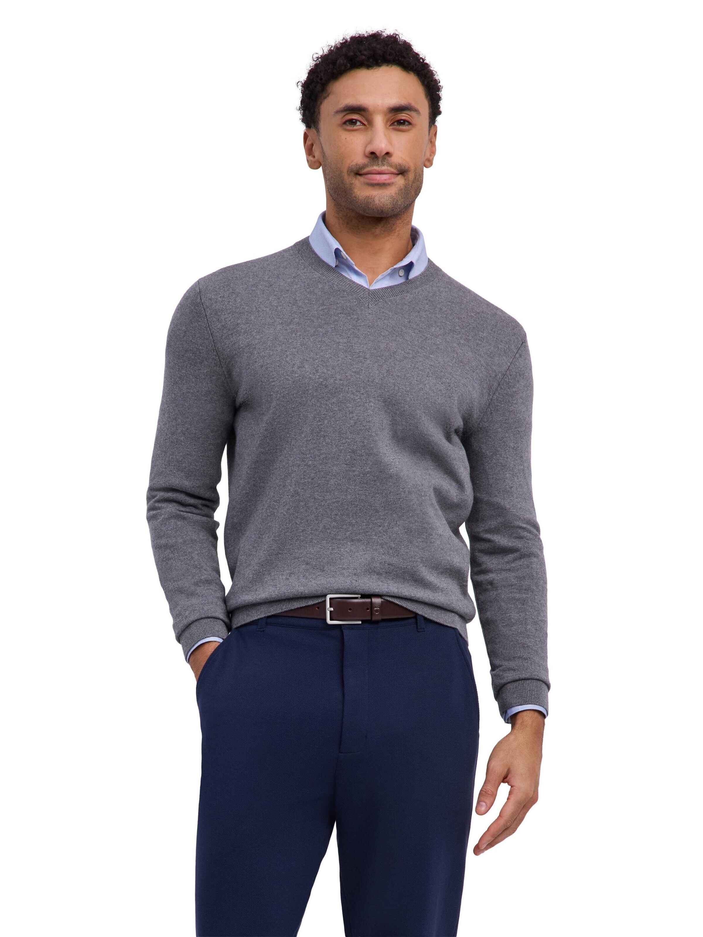 FALKE Sweater in Grey: front