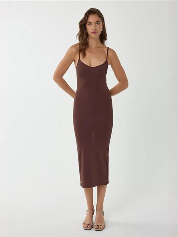 Hiccup Dress 'Midi' in Brown