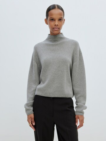 EDITED Sweater 'Alexandra' in Grey: front