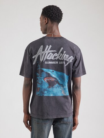 HOLLISTER Футболка в Черный