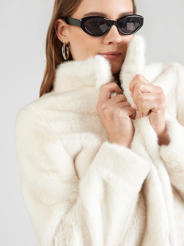 GUESSPrijelazna jakna 'LUNA' - bijela boja