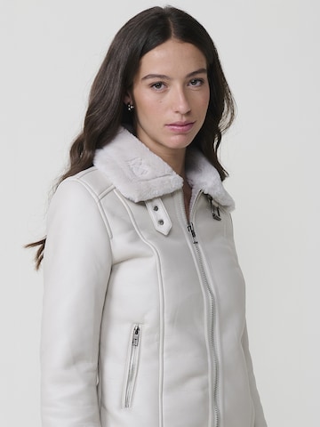 Veste mi-saison KOROSHI en blanc